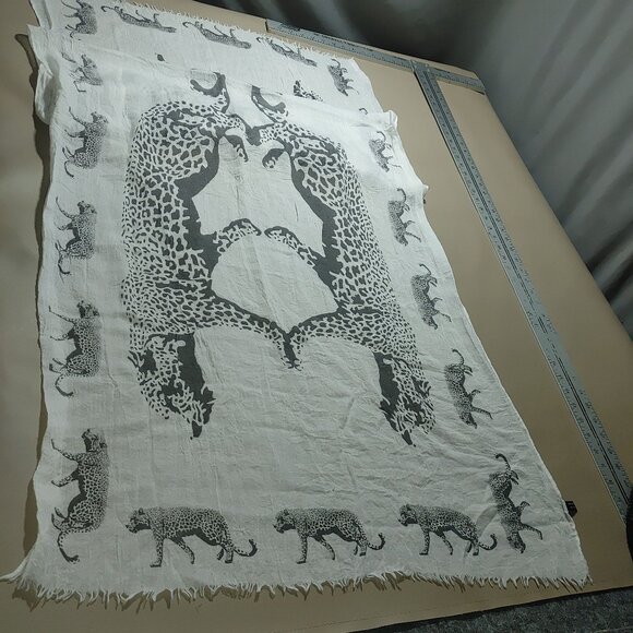 Shawl Wrap Scarf Leopard Cat Print Cotton Viscose Fringe 64 by 27 Black White - Picture 5 of 11